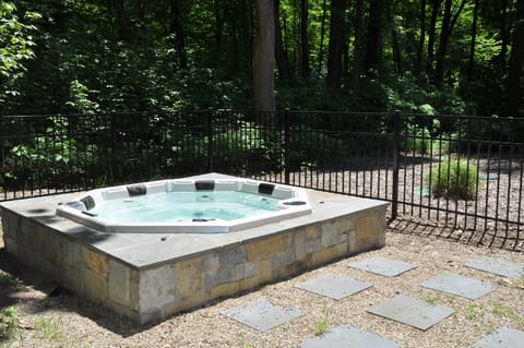 Hot tub under the stars. 