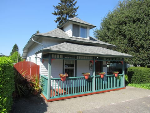 Front of cottage