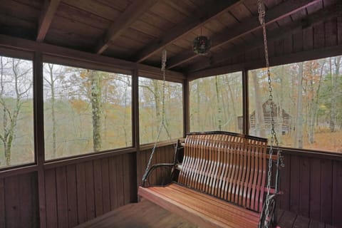 Porch swing
