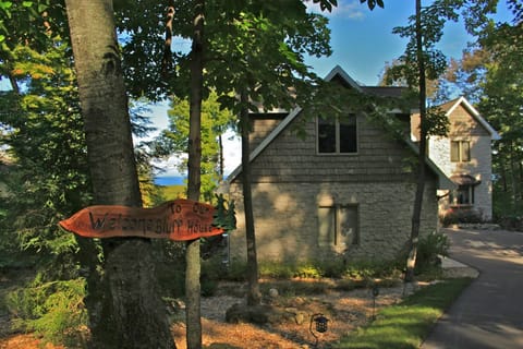 Welcome to our Bluff House