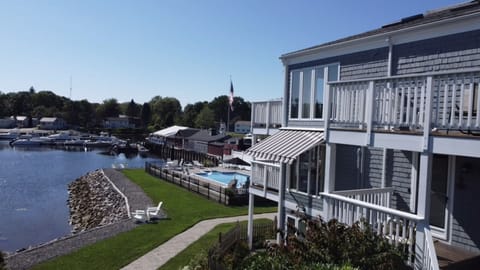 Condo...River...Pool...all just a 5-minute stroll from town...PARADISE!
