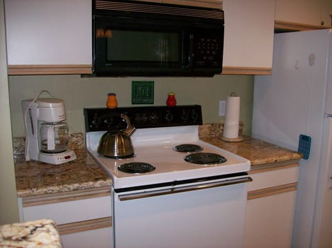 Electric stovetop and oven