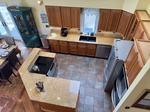 lots of counter space