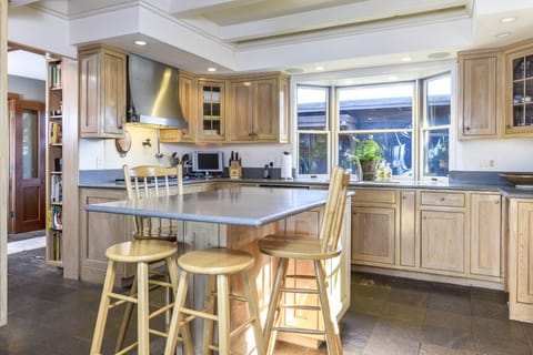 Even the Cook Gets an Ocean View from the Gourmet Kitchen. 

Photo: Ron Bird