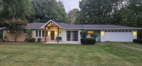 Nice spaces, feels like you're in the country, but so close to everything!!