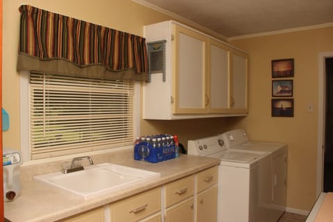 New water well and estate water filtration system  2023!  New washer.