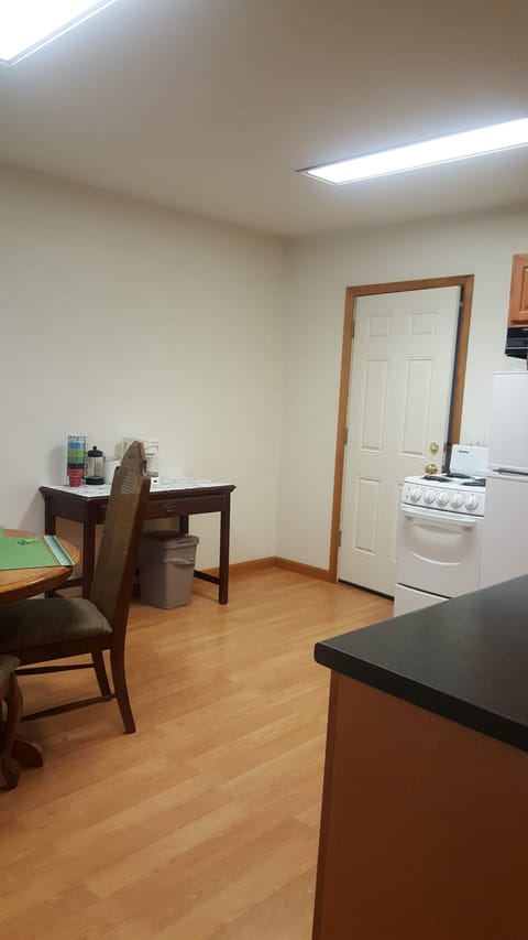 Cozy house near Glacier Park House in Coram