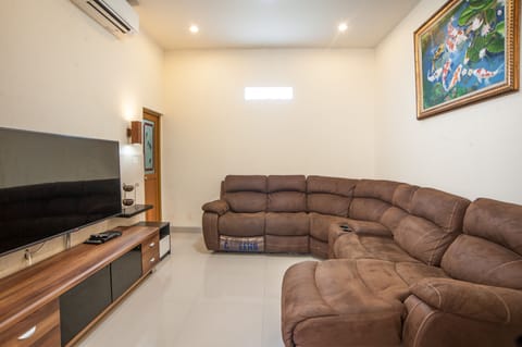 Cozy 3 Bedroom Villa w/ Pool in Jimbaran