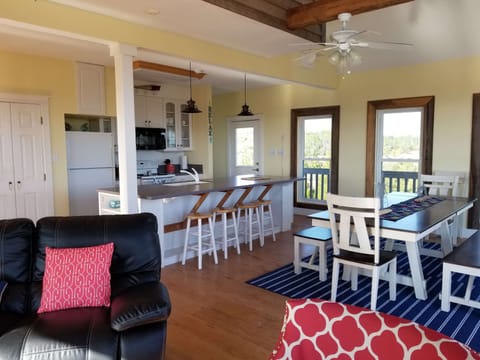 Open and Spacious Floor Plan