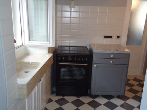 Fully functional and equipped kitchen for your perfect stay!