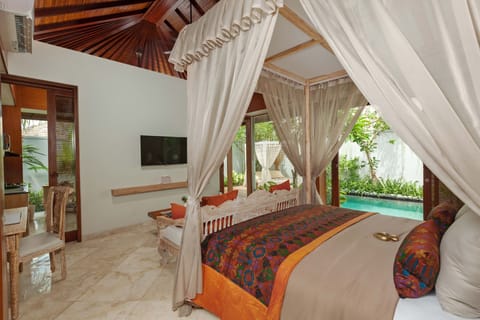 One Bedroom Pool Villa Full Moon Beach