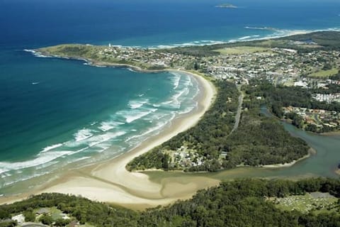 NSW National Parks Whale Watching Headland, Beach, Lake and Beachfront Reserve