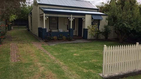 Coal Miners Cottage originally from Jumbunna
