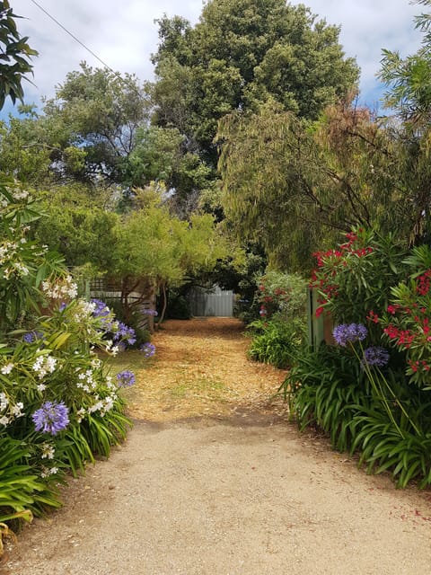Entrance
Entrance