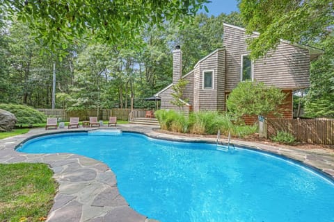 Rear of house / pool