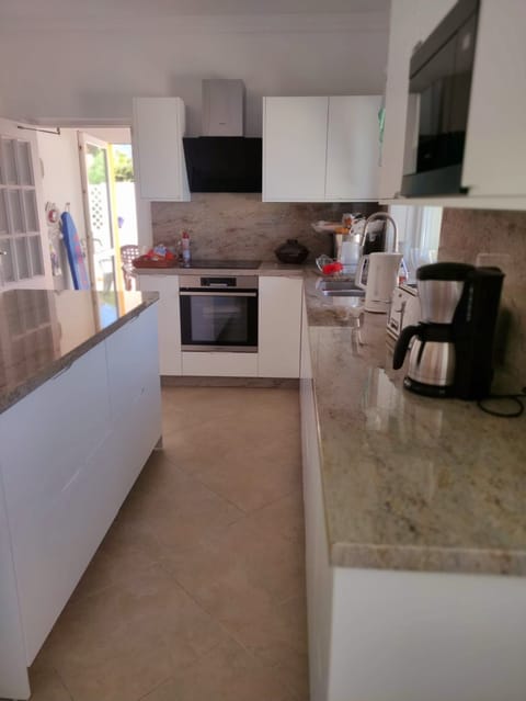 Main Kitchen - Ground Floor