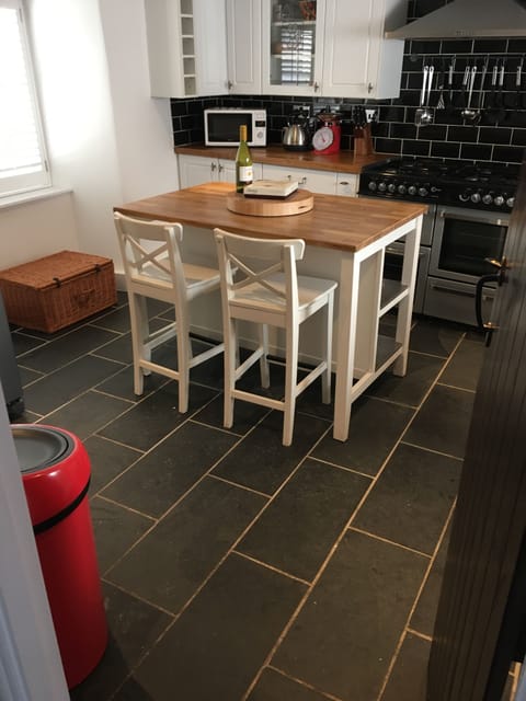 Well equipped kitchen