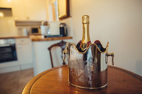 Reason to celebate at Knoydart House Studio Room