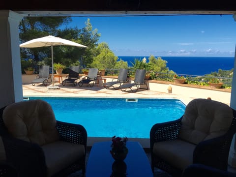 Superb sea views from pool porch.