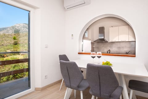 dining area with mountain view