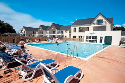 Holiday Home Swimming Pool
