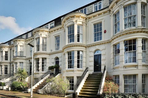 Grade II Listed Townhouse in great location close to beach and town.