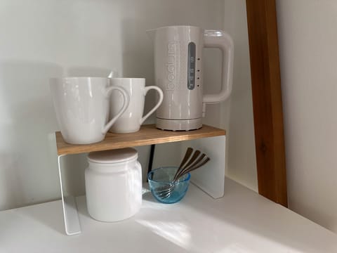 Tea station at your laptop desk