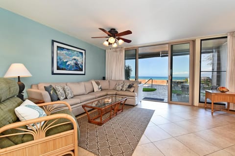 Livingroom with Ocean View