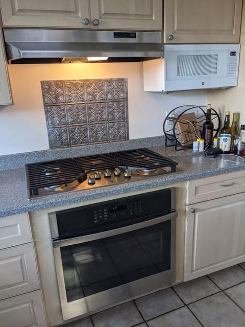 New GE Profile Oven and Gas Cooktop