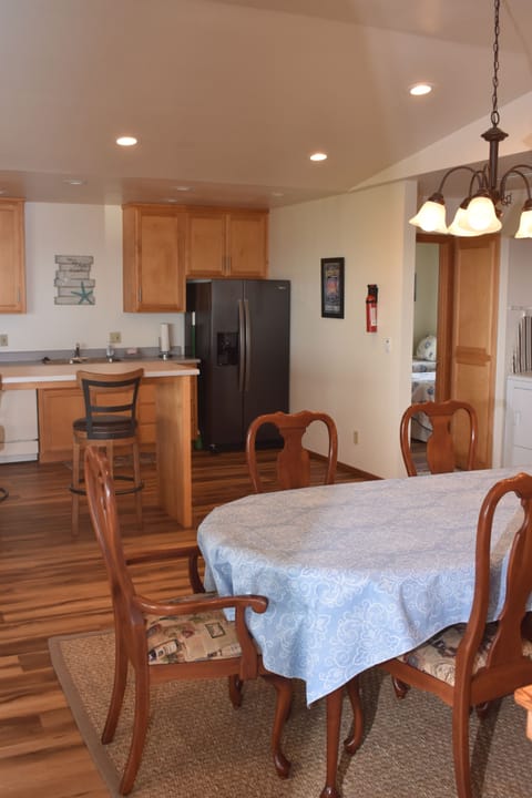 dining and kitchen area
