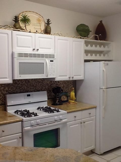 The tropical feel of this villa is everywhere!