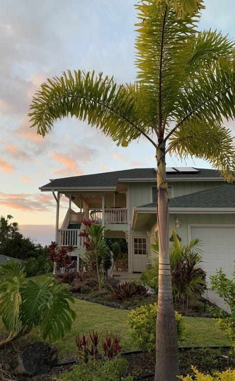 In a quiet neighborhood, your home-away-from-home is on the ground floor.