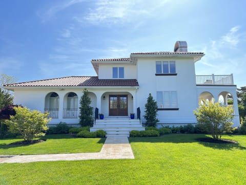 Luxury Spanish Villa with heated pool in prime Westhampton Beach location
