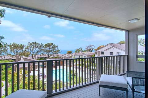 Lounge on the balcony and listen to the surf