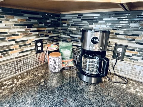 Full size 12 cup coffee maker 
Coffee and sugar provided 