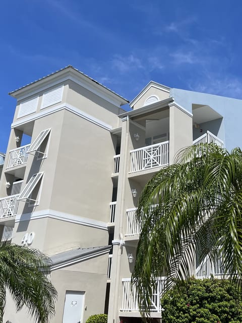 Inlet Village is fastidiously maintained .