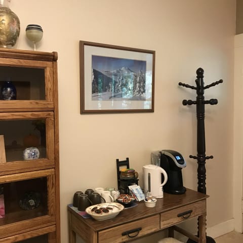 Coffee, tea and cocoa bar, in entrance to the Inn.