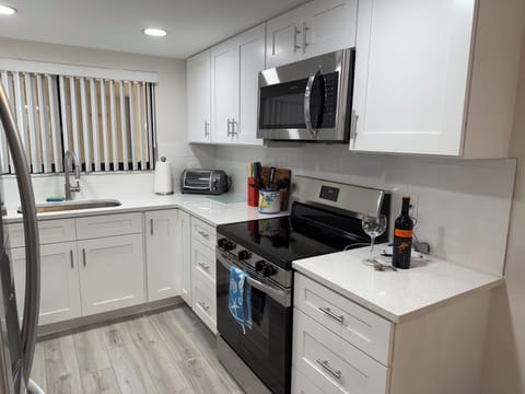 Fully equipped kitchen