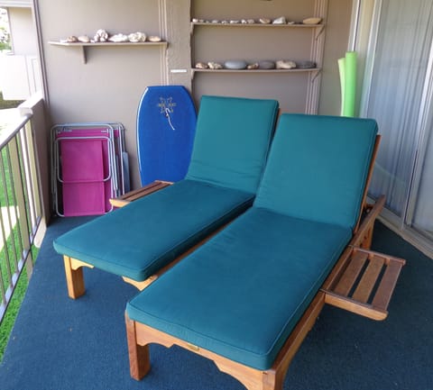 Lounge on the lanai.