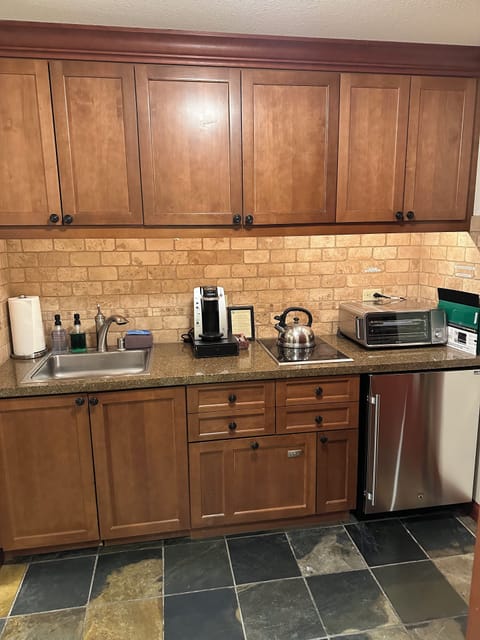 New mini fridge and 10-n-1 toaster oven as of Nov 2025