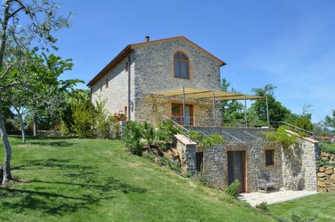 Luxury private detached Tuscan Villa