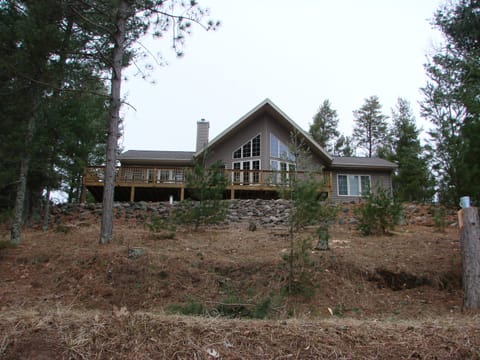 Get a great view with large cathedral windows facing the Lake Side
