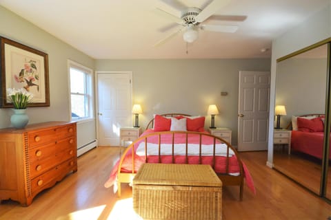 master bedroom with bath