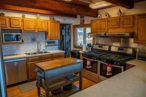 Wildwood Retreat Kitchen