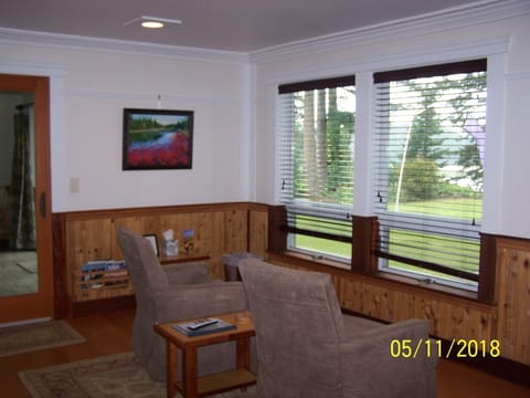 Sitting area in downstairs suites-both identical