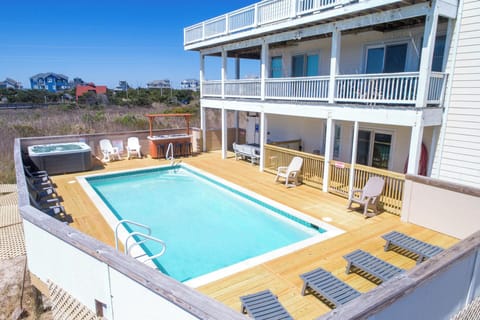 05-Surf-Or-Sound-Realty-468-Beach Therapy-pool-5