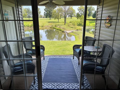 Relax & enjoy the scenery after a fun day in Branson.  (Pond views)