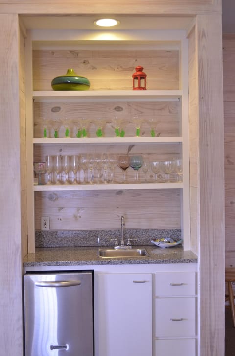 Ice maker at the bar area