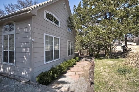 Front view of the home. Built in 2004. Lots of parking for boats and vehicles