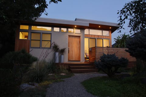 Welcome home @ArtfulAbodeBoulder. We'll make your stay perfect. 